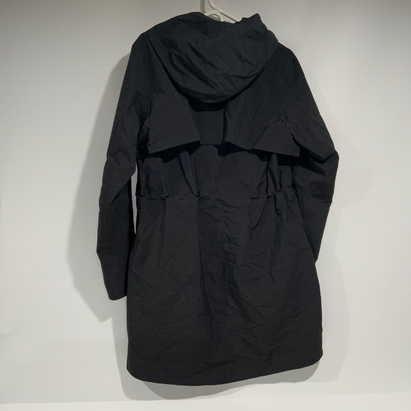 Lululemon Sz 12 Rain Rebel Jacket Black W4BOGS - Picture 6 of 12